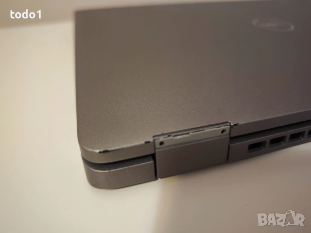 Dell Latitude 5330 Touchscreen FHD IPS i5-1245U/256GB/16GB, снимка 12 - Лаптопи за работа - 52858521