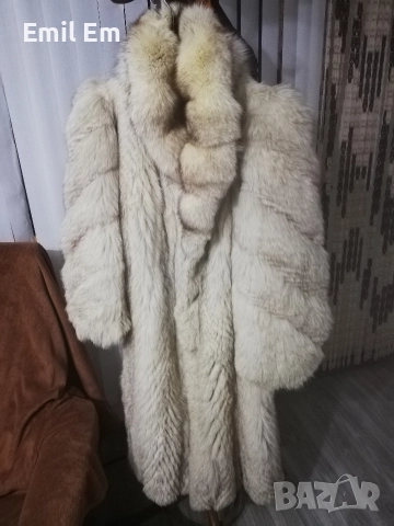 Дамски кожух от сребърни лисици , снимка 4 - Якета - 52741290