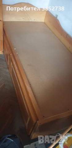 Продавам легло