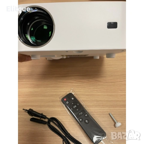 LED Проектор, снимка 4 - Плейъри, домашно кино, прожектори - 53102444