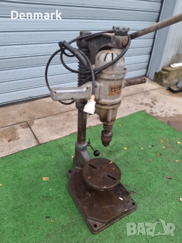 Настолна бормашина монофазна 