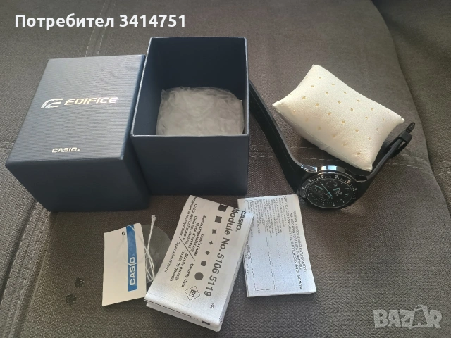 Продавам Часовник Casio Edifice EF-552PB, снимка 2 - Мъжки - 53505999