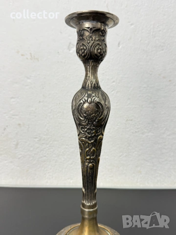 Богато орнаментиран бронзов свещник. №8119, снимка 2 - Колекции - 54291431
