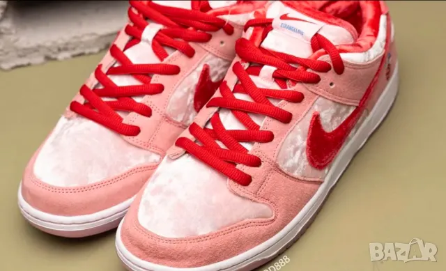 Nike SB Dunk Low x StrangeLove номер 42 ,5-43  маратонки / кецове , снимка 3 - Маратонки - 49908896