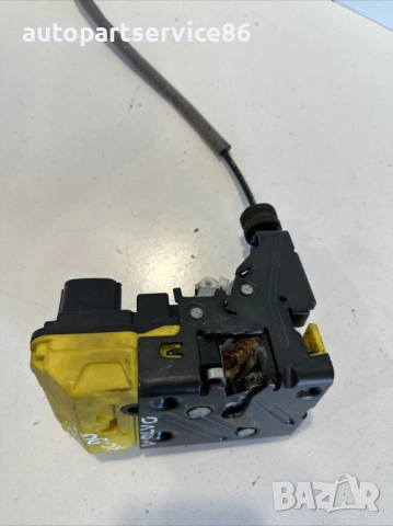 Преден ляв заключващ механизъм за врата за Volvo XC90 2.4D 185HP D5 (2007), снимка 3 - Части - 54056904