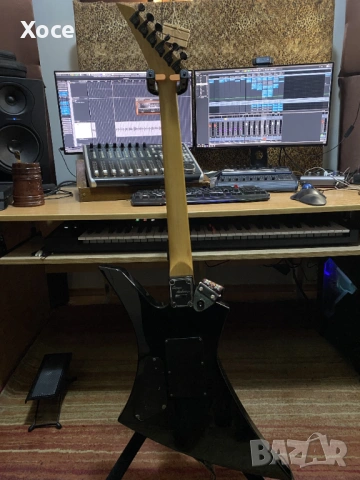 Grover Jackson KE.A-52, 1995, Произведено в Япония., снимка 15 - Китари - 53398426