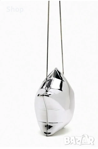 👛 чанта на Zara , снимка 3 - Чанти - 53798941