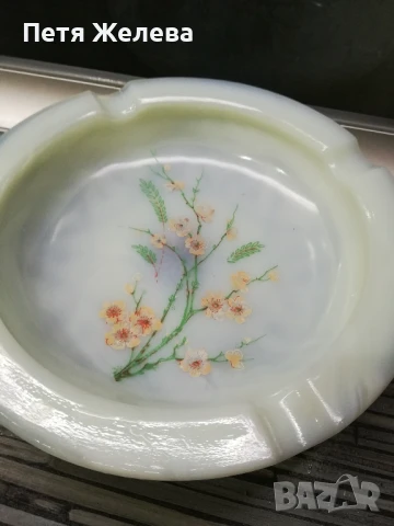 Пепелник от аркопал( диаметър 18,5), снимка 2 - Антикварни и старинни предмети - 50711852