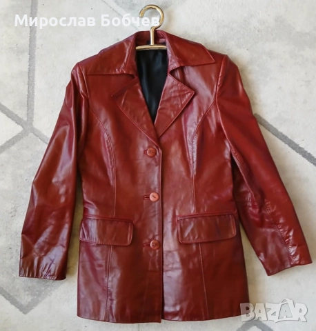 Елегантно дамско сако от естествена кожа