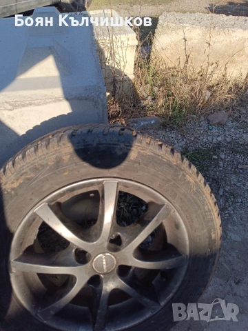 Гуми с джанти 195/60/15 4x114,3 включително и оригинални болтове, снимка 2 - Автомобили и джипове - 53822308