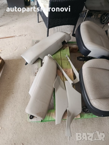 Салон за Авенсис Т27 , снимка 4 - Части - 52713532