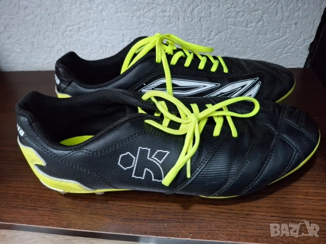 Футболни обувки ,,Бутонки,,, снимка 3 - Футбол - 53659582