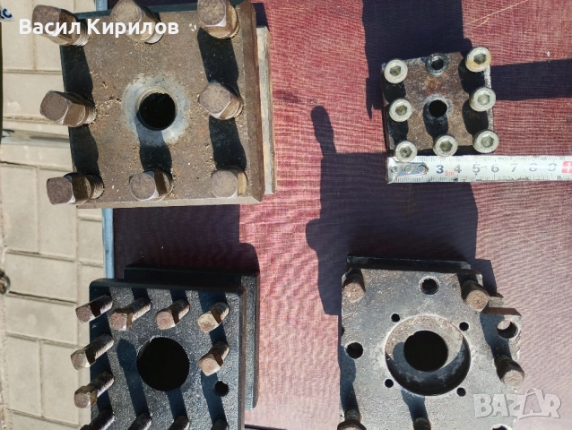 Ножодържачи за струг и кръстат съпорт с Ножодържач за С8 