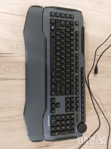 ROCCAT Horde AIMO keyboard/клавиатура с RGB подсветка, снимка 2 - Клавиатури и мишки - 49513493