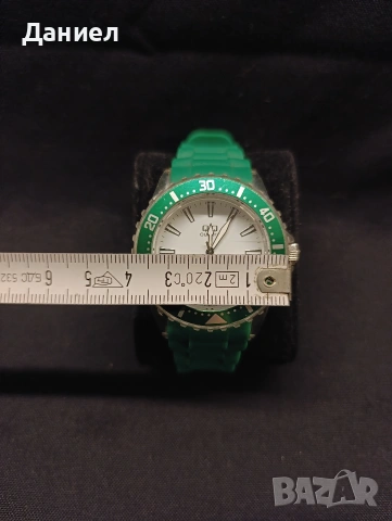 Часовник Q&Q, снимка 5 - Мъжки - 53932329