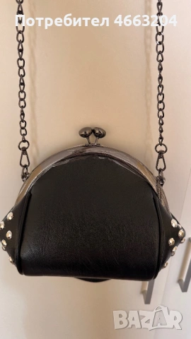Дамска чанта, снимка 2 - Чанти - 53131317