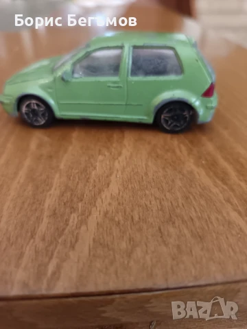 Количка VW GOLF  1:43, снимка 5 - Коли, камиони, мотори, писти - 51140582