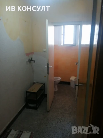 Продавам многостаен апартамент в Трите чучура център, снимка 15 - Апартаменти - 50797618