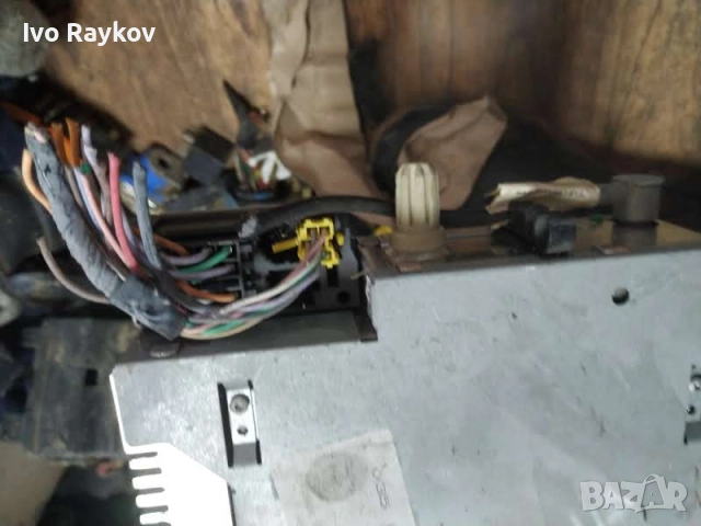 Радио CD Renault Laguna II 2.0 DCI 8200533617C , 2008г, снимка 9 - Части - 52662878