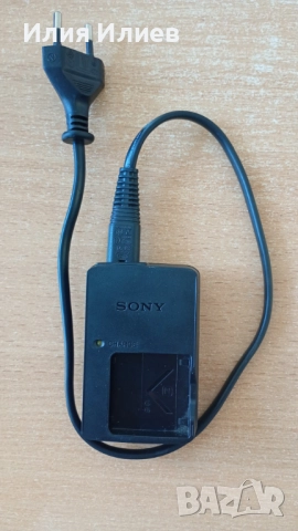 Sony Cyber-shot DSC-W800 20.1MP със зарядно, снимка 9 - Фотоапарати - 50424700