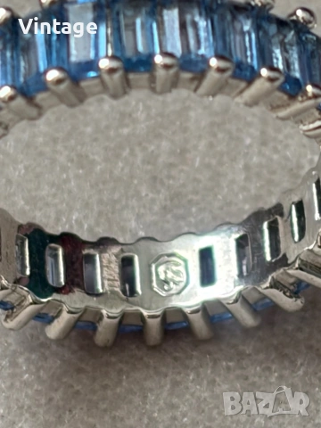 Оригинален марков пръстен с кристали Swarovski , снимка 3 - Пръстени - 54293311