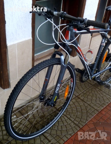 ДжиТи ! 28 цола ! Трекинг хибрид- лек офроуд ! 27 скорости ! ТОП!, снимка 3 - Велосипеди - 53235364