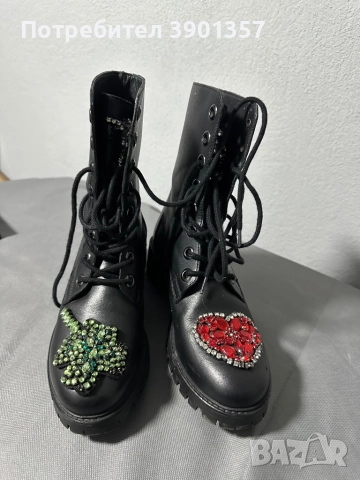 Дамски боти Pinko