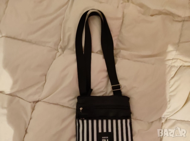 Лицензирана чанта за през рамо Ювентус/Juventus, Enzo Castellano , снимка 4 - Фен артикули - 52805496