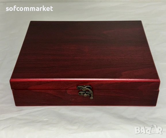 Луксозен подаръчен комплект за вино от 8 части, снимка 2 - Други - 53899891