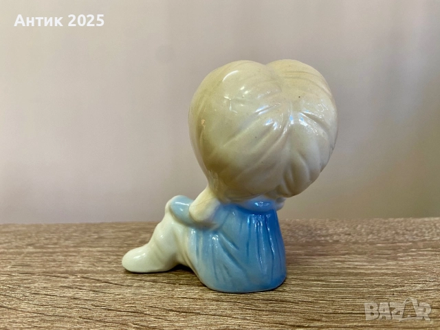 Винтидж порцеланова фигурка „Момиче“, миниатюра, снимка 3 - Антикварни и старинни предмети - 52836549