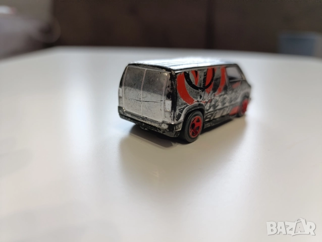 Hot Wheels Custom ’77 Dodge Van, снимка 3 - Колекции - 51915700
