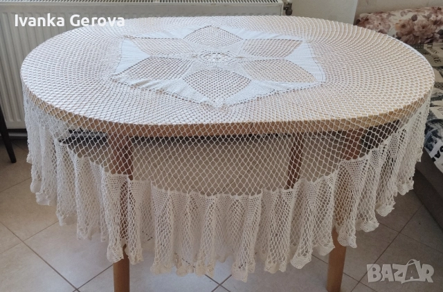 Луксозна покривка за холова маса