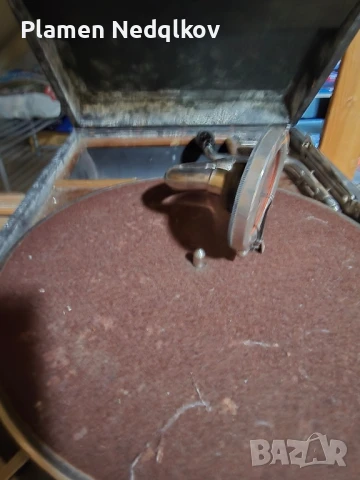 Стар грамофон., снимка 2 - Антикварни и старинни предмети - 50829808