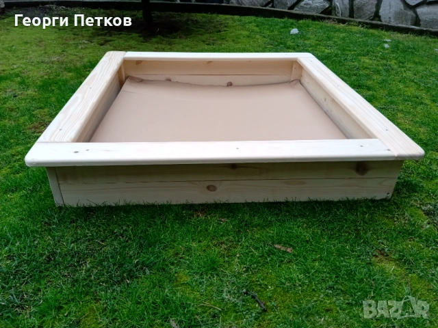 Детски Пясъчник,дълбок