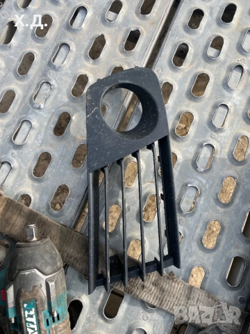 Двсна решетка халоген Сеат Ибиза 2003г , снимка 2 - Части - 53926812