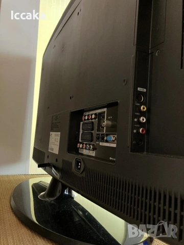 Телевизор Samsung 32” LCD, снимка 4 - Телевизори - 54261051