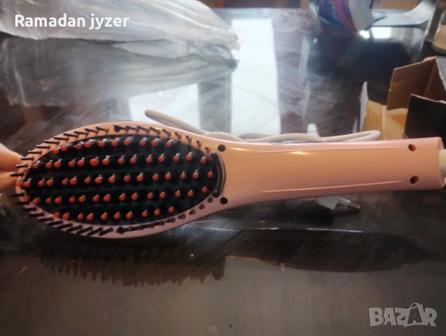 Продавам електрически гребен , снимка 5 - Сешоари - 53573352