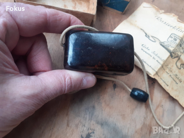 Стара машинка за заточване на бръснарски ножчета - работи, снимка 2 - Антикварни и старинни предмети - 53499900