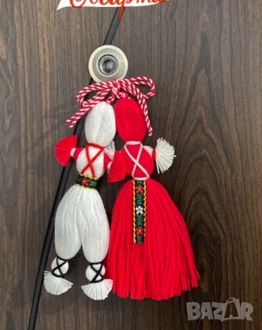 ръчно изработени мартеници