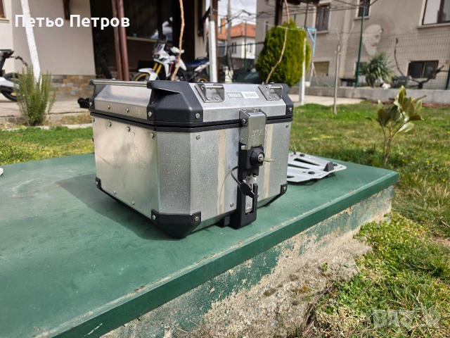 Honda Africa CRF X adv GIVI топ каса за мотоциклет , снимка 7 - Части - 46822630