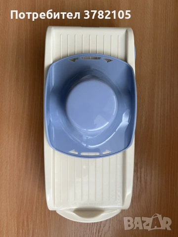 Продавам ново многофункционално ренде Lurch с четири резачки, снимка 5 - Аксесоари за кухня - 53028437