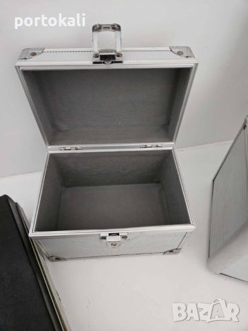 Куфар куфари алуминиев кожен за гримове и други, снимка 7 - Куфари - 46408111