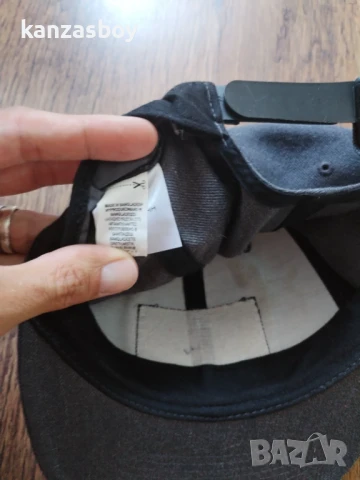 VANS - страхотна шапка КАТО НОВА, снимка 6 - Шапки - 50860739