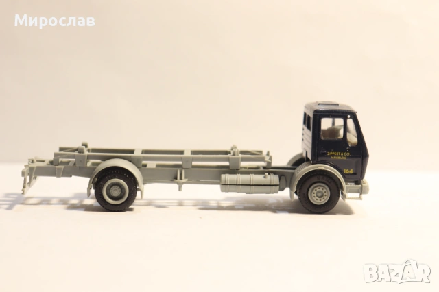 HERPA H0 1/87 MERCEDES BENZ МОДЕЛ ИГРАЧКА КАМИОН, снимка 5 - Колекции - 53134880