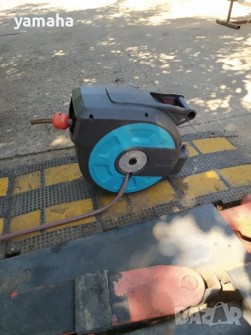 Стенна макара с маркуч Gardena 15m, снимка 2 - Напояване - 50805456