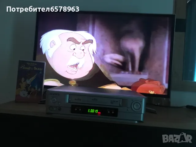 Видеокасета '' Красавицата и Звяра ''  VHS, снимка 4 - Анимации - 50229853