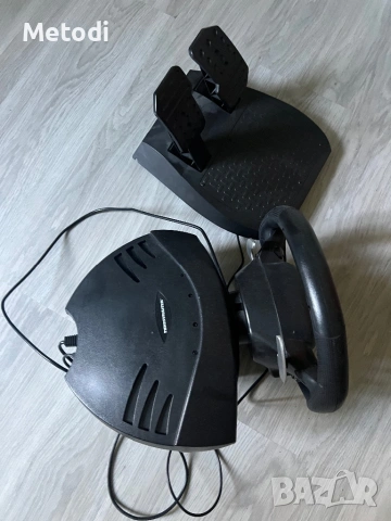 Волан с педали за конзола или компютър, снимка 4 - Друга електроника - 54294406