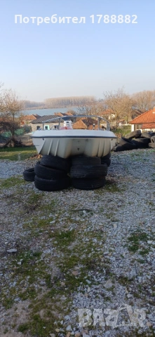 Лодка Молинари, снимка 10 - Воден транспорт - 53854582