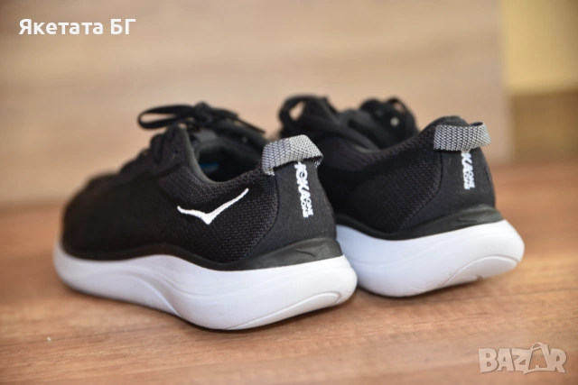 HOKA Оригинални 40 номер, снимка 4 - Маратонки - 53793373
