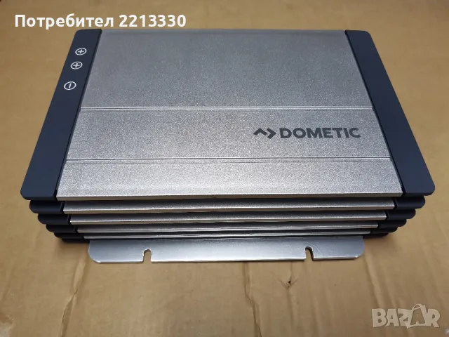 Автоматично зарядно за акумулатори  Dometic  MCA 1225 / 25A / 12v за кемпер, каравана , снимка 2 - Каравани и кемпери - 48741543